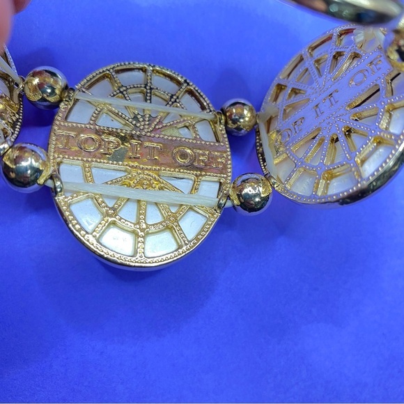 TOP IT OFF Pink & Gold Anchor Chunky Bracelet - Picture 4 of 5